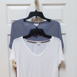 2 GAP T Shirts - Medium